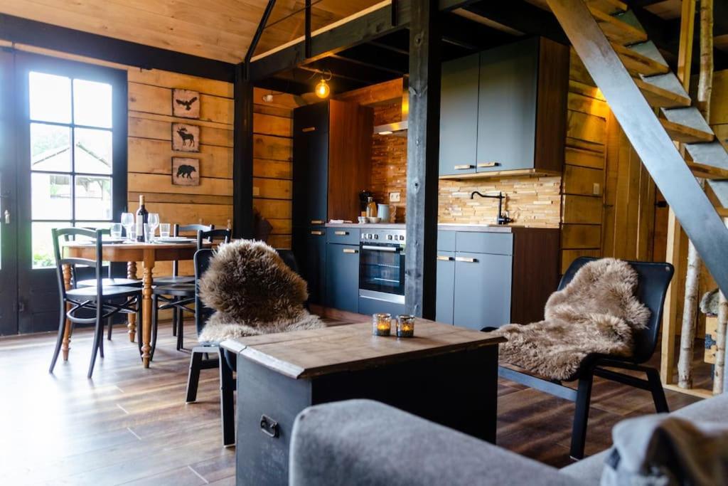 La Cabane Du Cerf Et Son Sauna Attre ภายนอก รูปภาพ